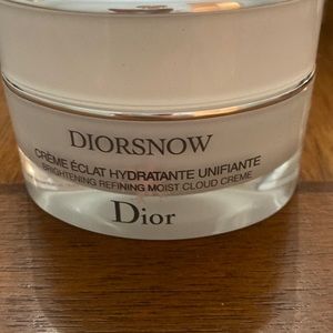 DiorSnow Creme eclat